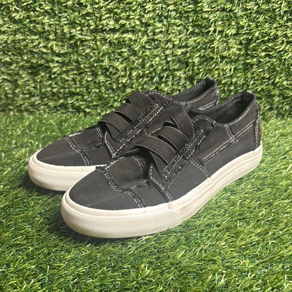 Blow Fish Malibu Black Slip-On Sneakers
